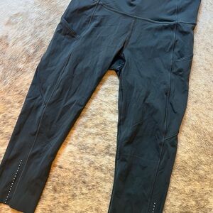 Lululemon cropped tights